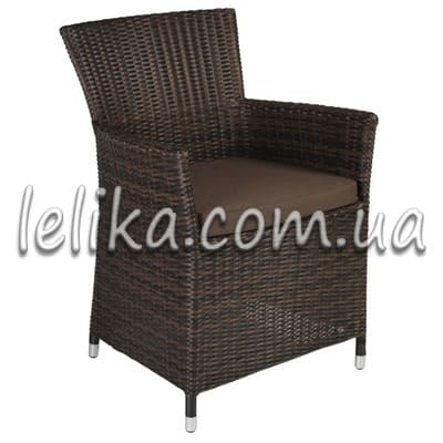Кресло из ротанга темно-коричневое
