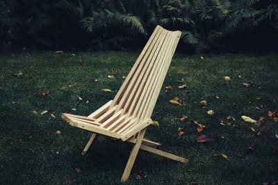 Кресло-шезлонг деревянное складывающееся