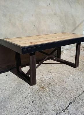 Купити стіл обідній із дерева та металу у стилі лофт