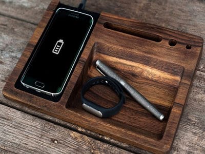 Купити дерев'яний бездротовий зарядний пристрій для мобільних телефонів стандарту QI