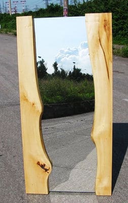 Купити велике дзеркало з деревёяною рамою