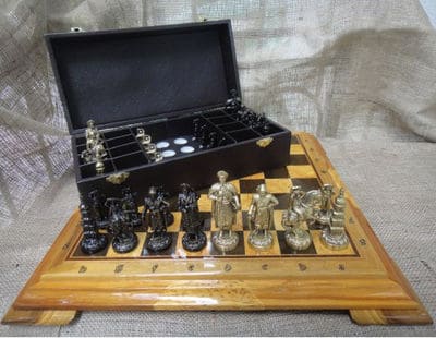 Дорогі шахи, дошка з дерева, шахові фігурки з бронзи. Фото 3