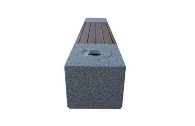 Скамейка из бетона и дерева
