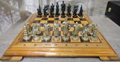Дорогі шахи, дошка з дерева, шахові фігурки з бронзи. Фото 5