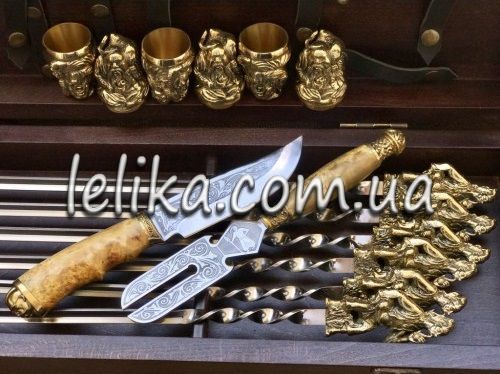 шампура з бронзовими литими ручками в комплекті із чарками, вилкою та ножем