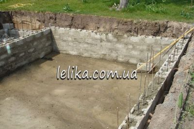 Блок строительный бетонный для строительства чаи бассейнов